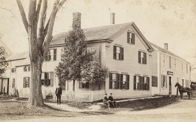 ES Warren Store Historic Pic